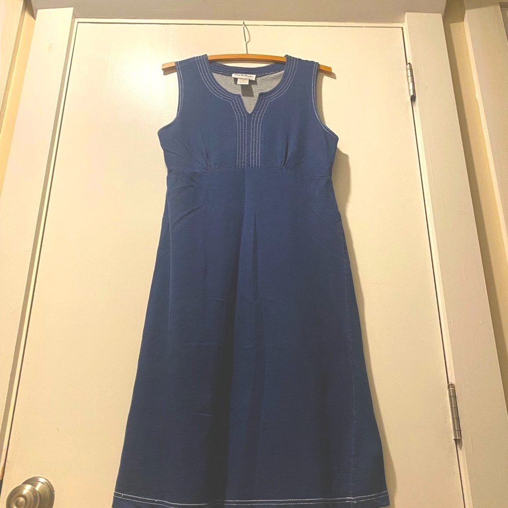 NorthStyle Navy Blue Midi Dress